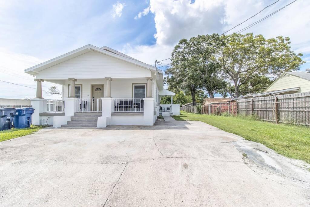 2Br Spacious House In Heart Of West Tampa Bagian luar foto
